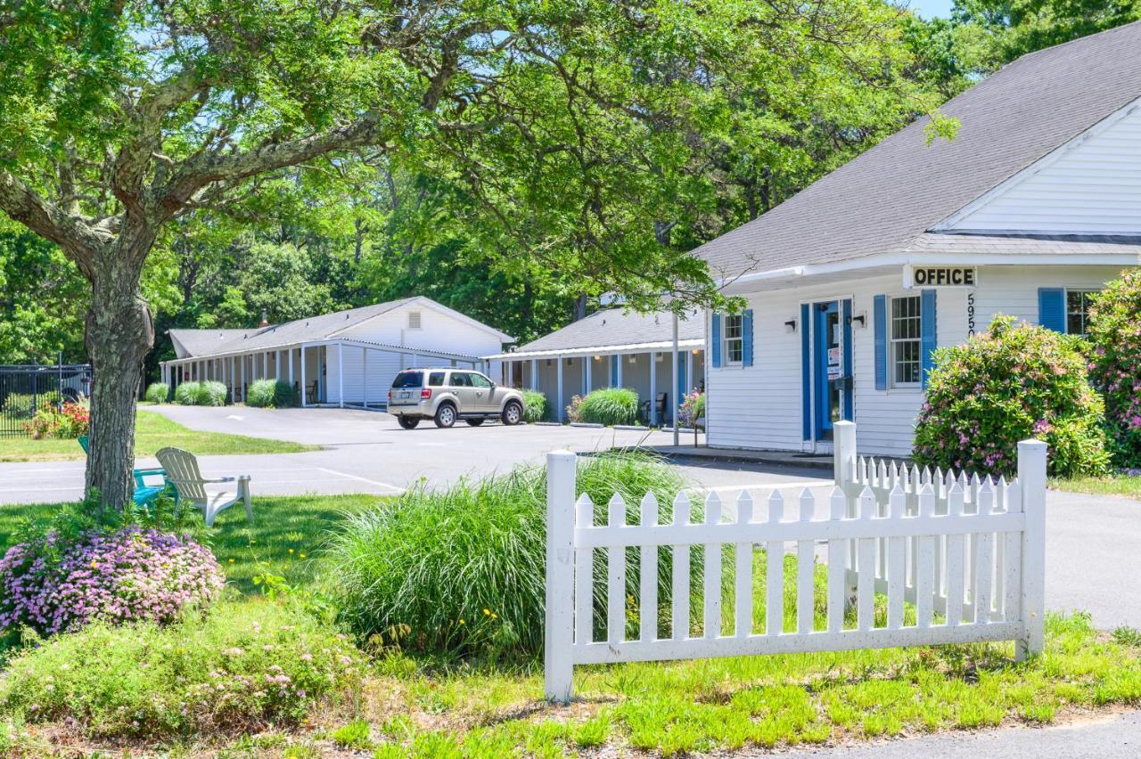 Blue Dolphin Inn Eastham Buitenkant foto